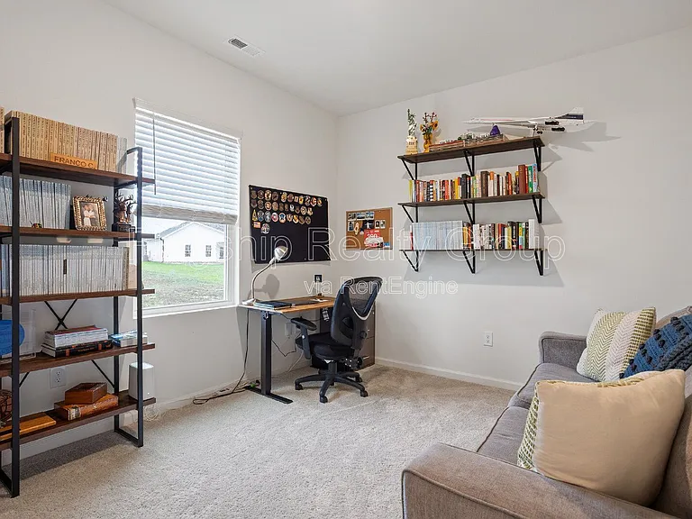 303 Kenison Way — Photo 35