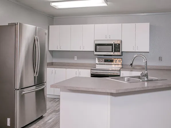 63 Valleyview Rd APT B, Canyon, TX 79015