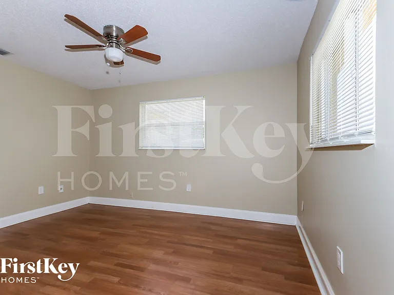 9341 NW 24th Pl — Photo 9