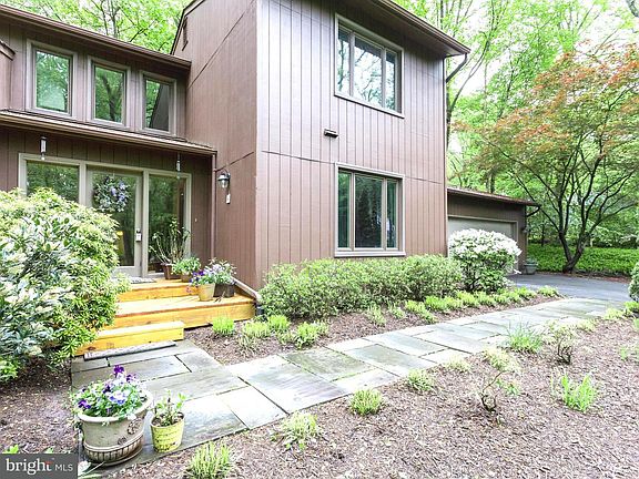 2nd image of 11673 Fox Glen Dr