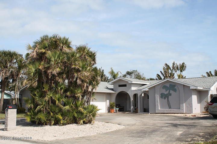 1st image of 323 Banyan Way