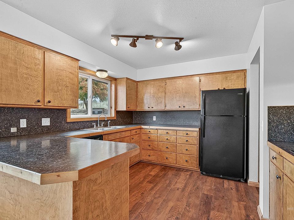 33818 North Rd, Kendrick, ID 83537 | Zillow