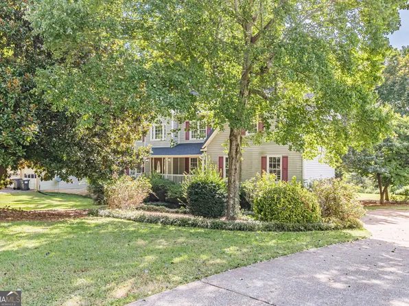 170 Lakeview Ln, Hiram, GA 30141