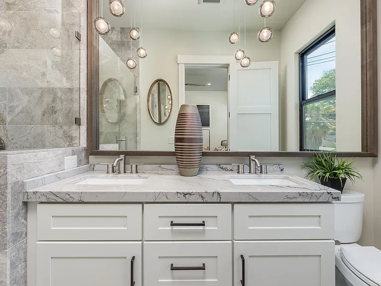 Luxury Spaces — Photo 173