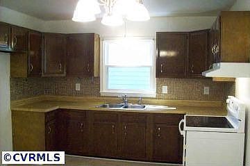 3rd image of 5708 Dendron Dr
