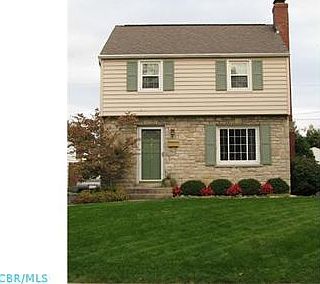 2nd image of 2894 Bremen St
