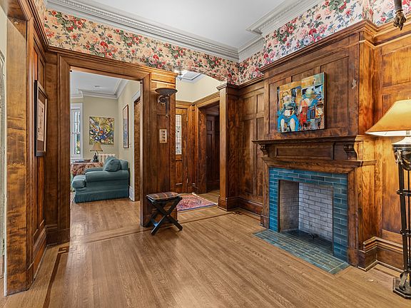 4th image of 320 Chemin De La Cate St
