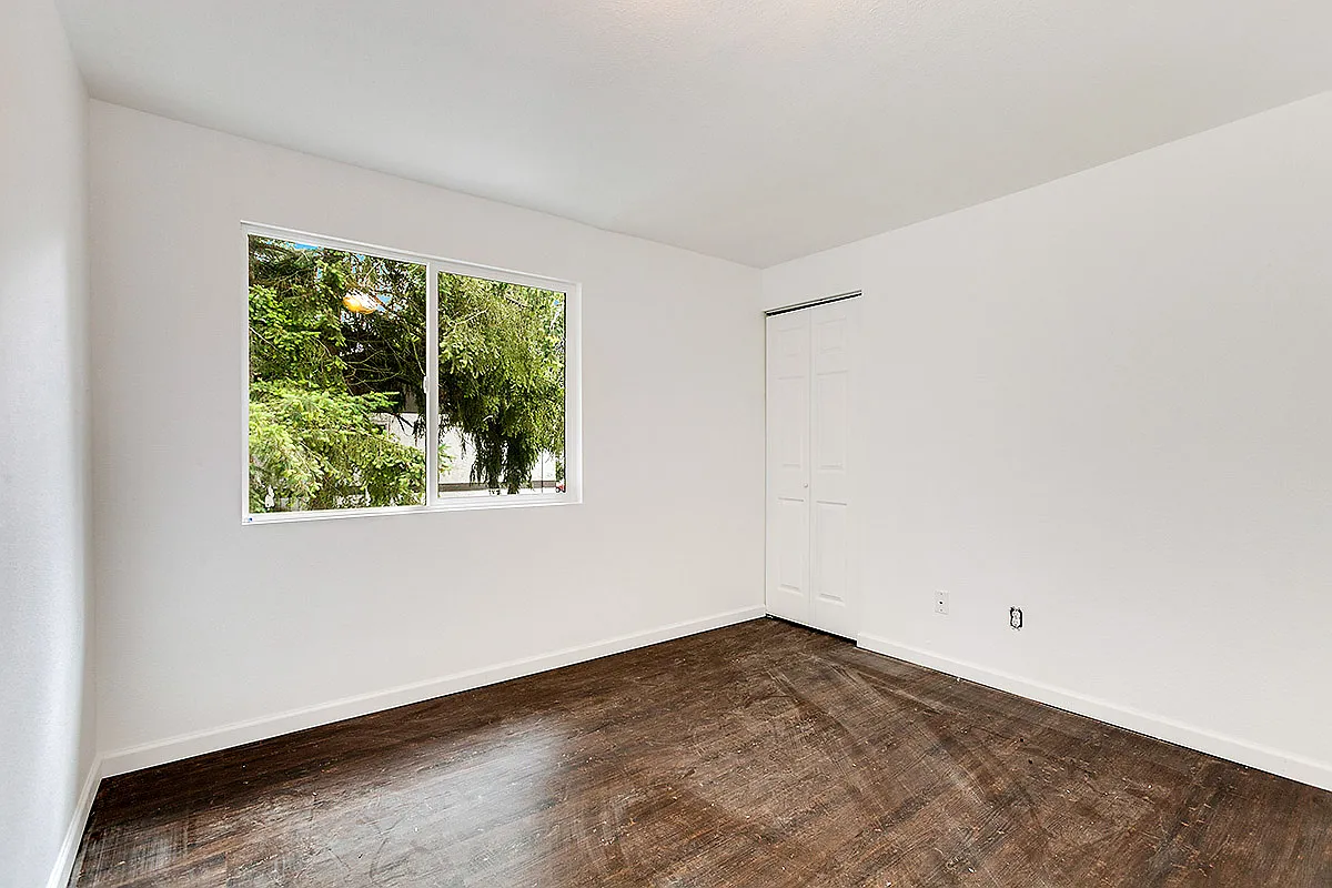 2311 O St NE — Photo 2