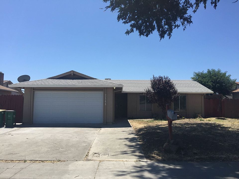 1st image of 2144 Sandalwood Dr