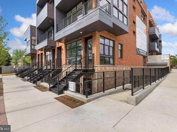 1100 S Highland St #2, Arlington, VA 22204