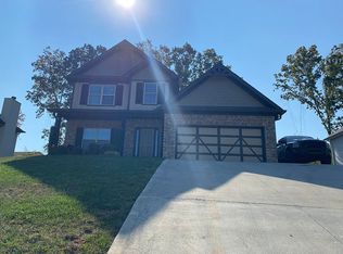 529 Carrington Blvd, Lenoir City, TN 37771