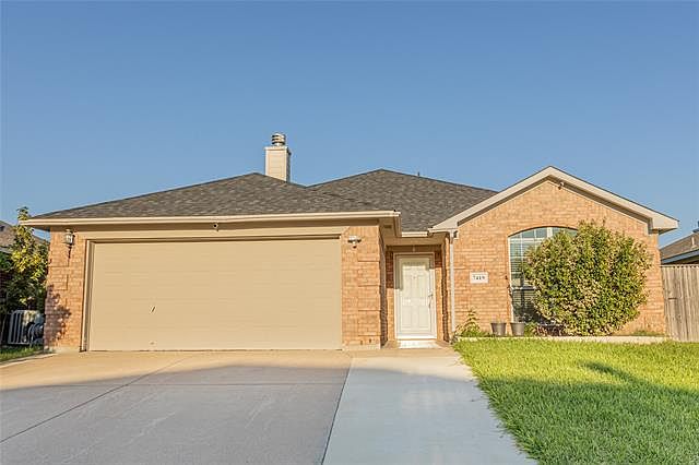 1st image of 7419 Fossil Creek Dr