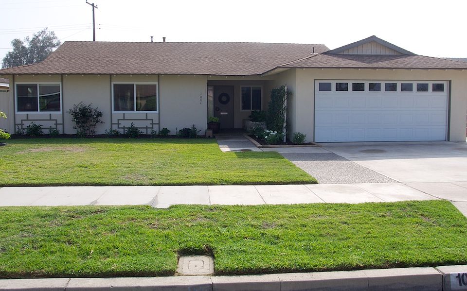 2nd image of 1004 E Tularosa Ave