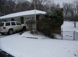 3361 Bryn Myrr Dr, Huntington, WV 25705