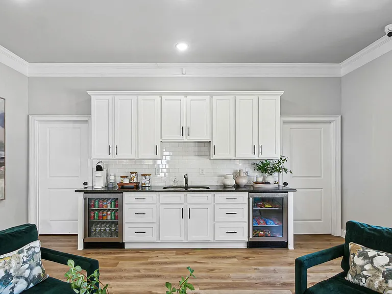 Compact kitchenette with modern finishes.
