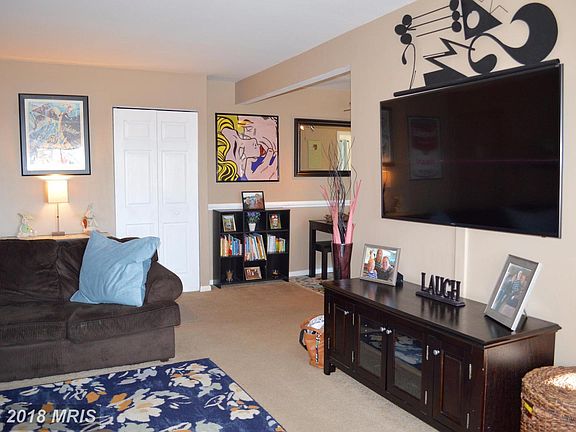 4th image of 130 Royal Oak Dr APT H