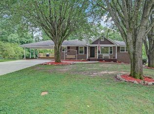1309 Hidden Cir, Sugar Hill, GA 30518