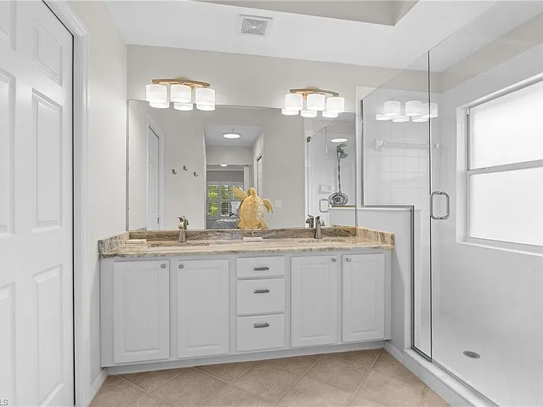 1930 Willow Bend Cir #201 — Photo 22