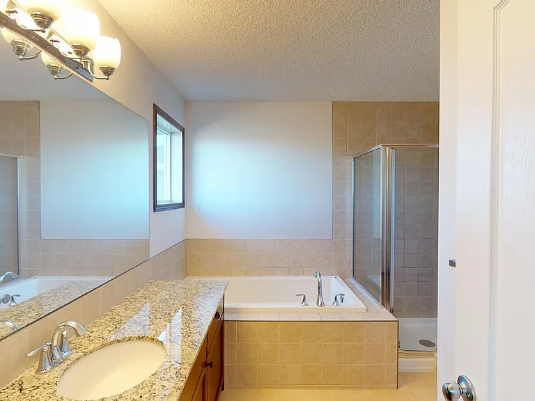 207 Auburn Glen Dr SE — Photo 16