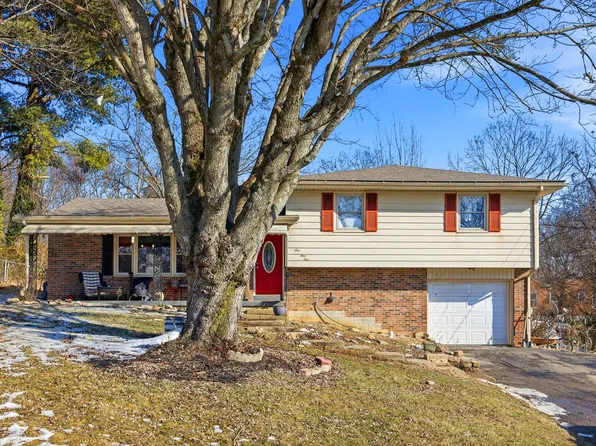 111 Ronameki Dr, Mount Sterling, KY 40353