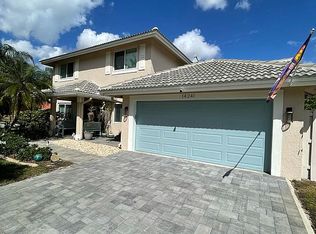 14241 Harpers Ferry St, Davie, FL 33325