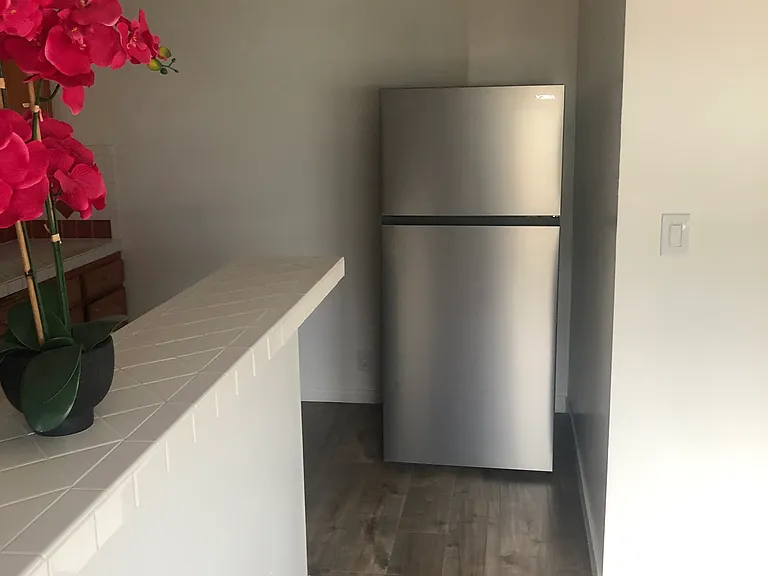 12621 Victoria Ave — Photo 40