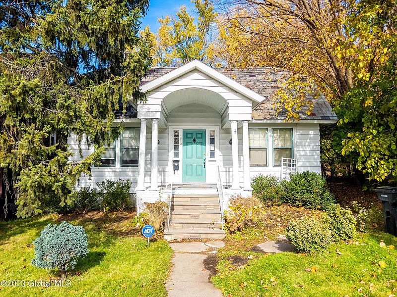 2nd image of 313 Hoosick Street