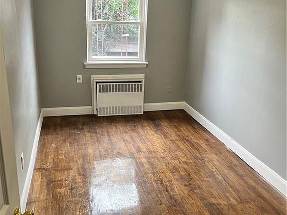 2nd image of 2080 E 55th St