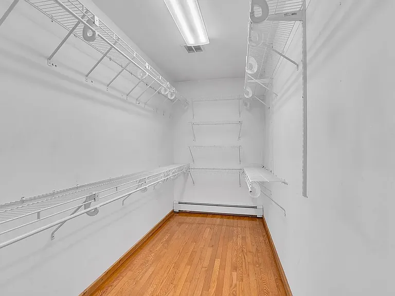 317 Beachwood Blvd — Photo 14