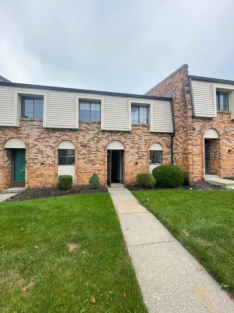 2 bed, 1356 sqft, $1,100 — Photo 3