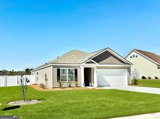 38 Autumns Wood Dr, Brunswick, GA 31525