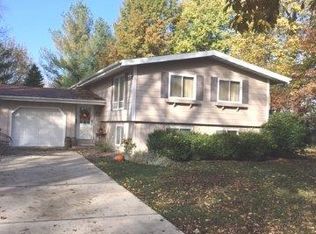1709 S Oak St, Pontiac, IL 61764