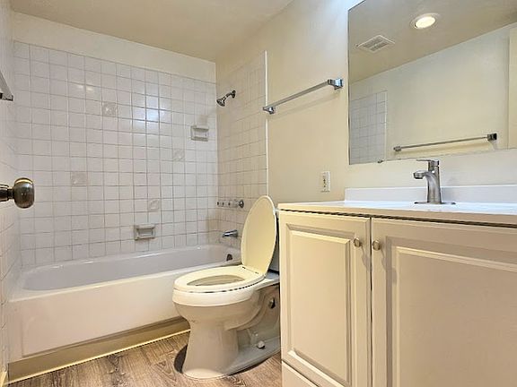 4th image of 4455 Kendall St #2