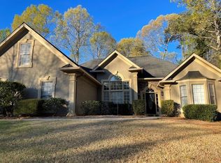 5007 Lake Holw, Douglasville, GA 30135