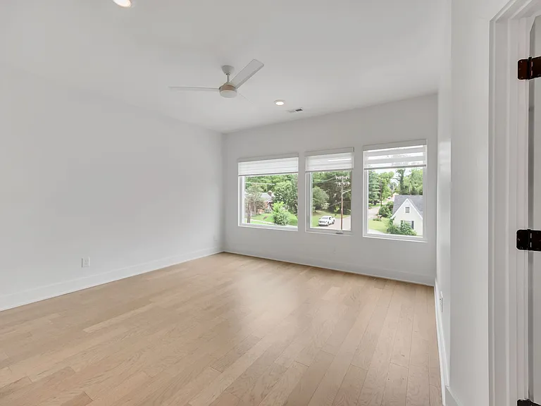 904B Cahal Ave — Photo 27