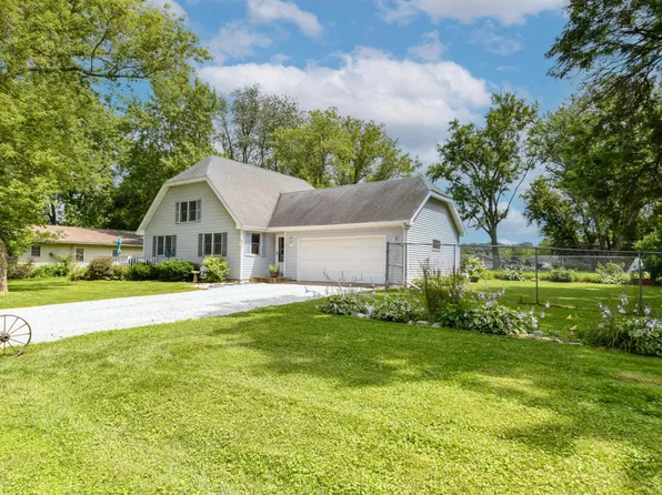 W307 North Circle DRIVE, Genoa City, WI 53128