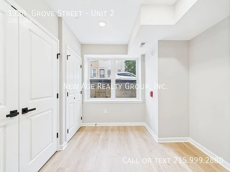 1320 Grove St #2 — Photo 10