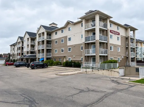 11220 W 104th Ave #103, Grande Prairie, AB T8V 0P3