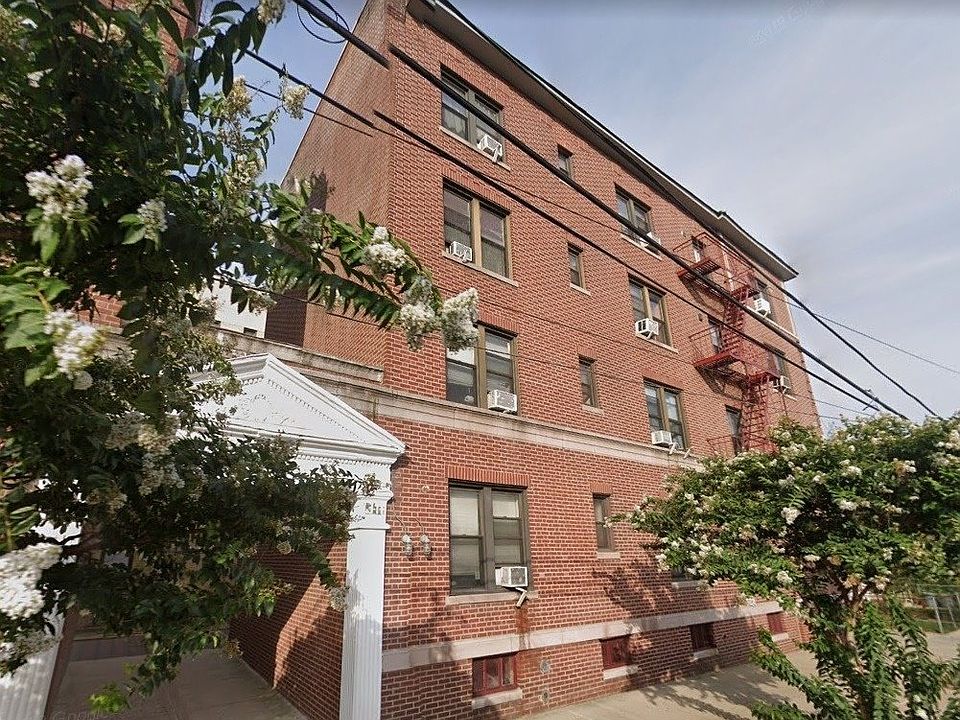 1st image of 43-17 Bowne St #3