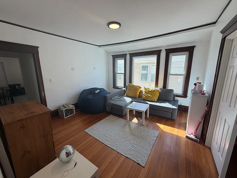 100 W Adams St #A1 — Photo 5