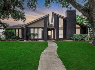 15223 La Paloma Dr, Houston, TX 77083