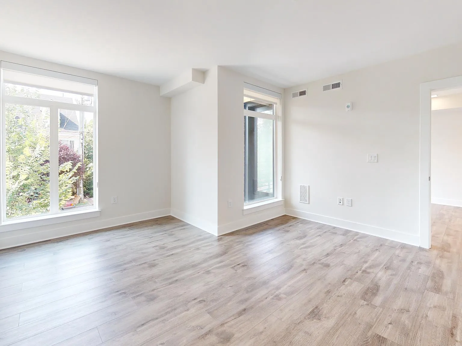 1 bed, 795 sqft, $2,985 — Photo 3