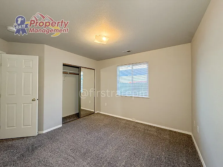 2914 W Stewart Ave #201 — Photo 17