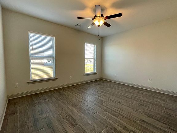 5th image of 1187 Lakehaven Dr