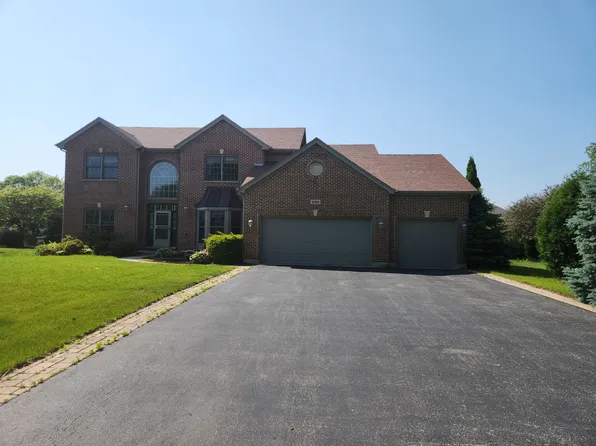 630 Bluestem Ln, Algonquin, IL 60102