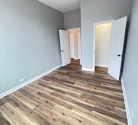 4th image of 1719 W Chicago Ave #3