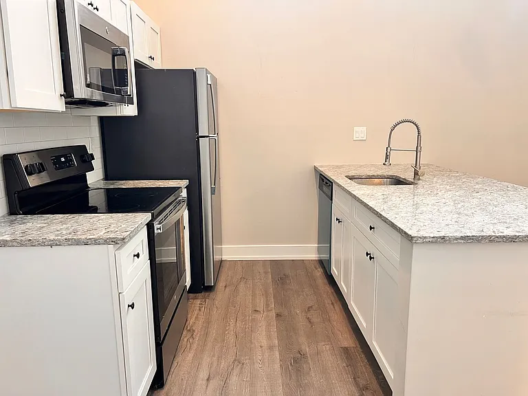 4627 E Thompson St #2 — Photo 16