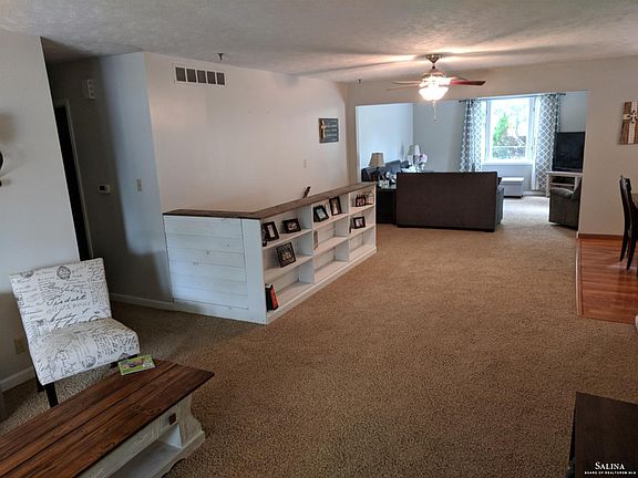 3rd image of 2808 Linda Ln