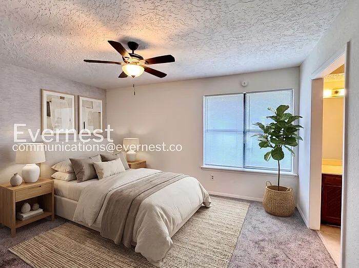 909 W Glendale St — Photo 5