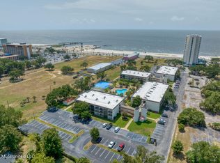 2046 Beach Blvd #203, Biloxi, MS 39531